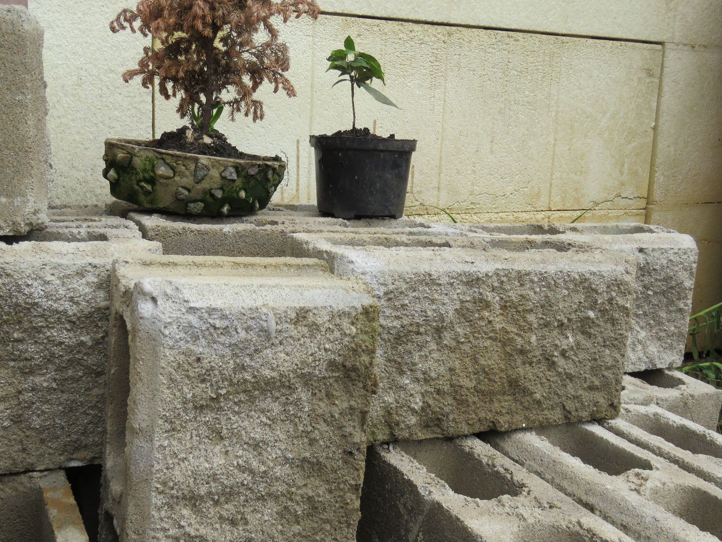 Bloque Split de Concreto 14x19x39 Acabado Rústico