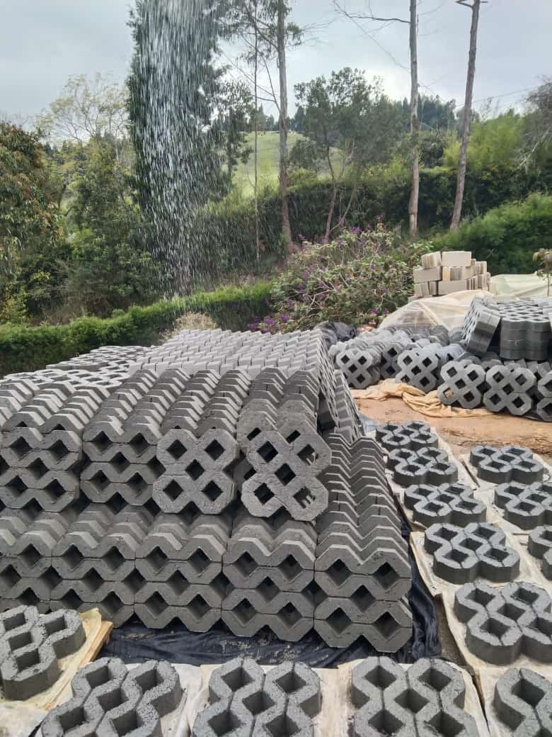 Gramoquin de Concreto Tráfico Vehicular Pesado 40x40x8cm