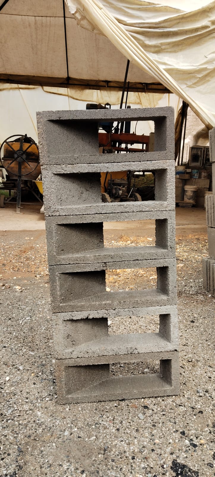 Calado Prensado de Concreto 40x10x15 cm